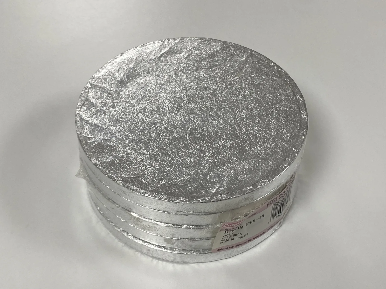 Three packs of five round Culpitt 6-inch silver cake drums