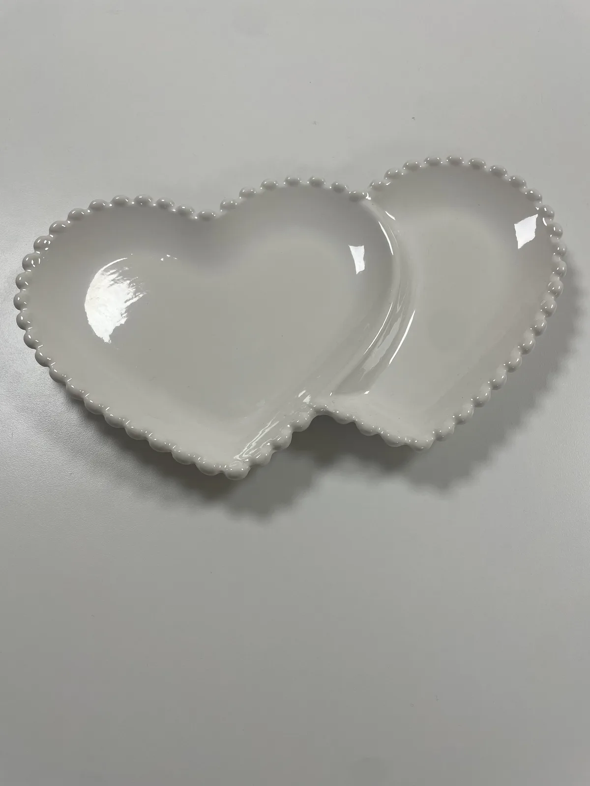 11.5-inch white ceramic double heart serving plate with beaded rim